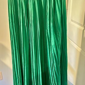 Elegant Green Maxi Skirt